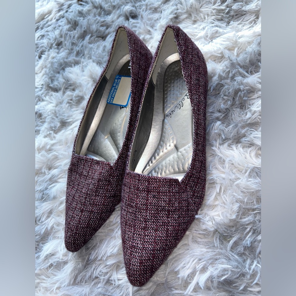 Woman’s Bellini flora wine plaid loafers shoes nwt closed pointed toe size 8